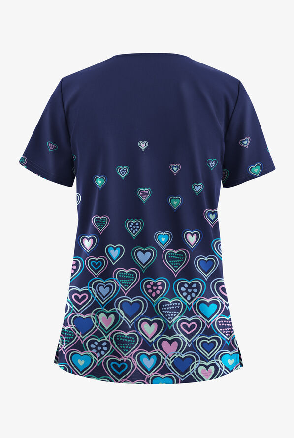 Blusa médica estampada Butter-Soft STRETCH Bright Hearts Navy con cuello en V y 2 bolsillos para mujer - null - 2