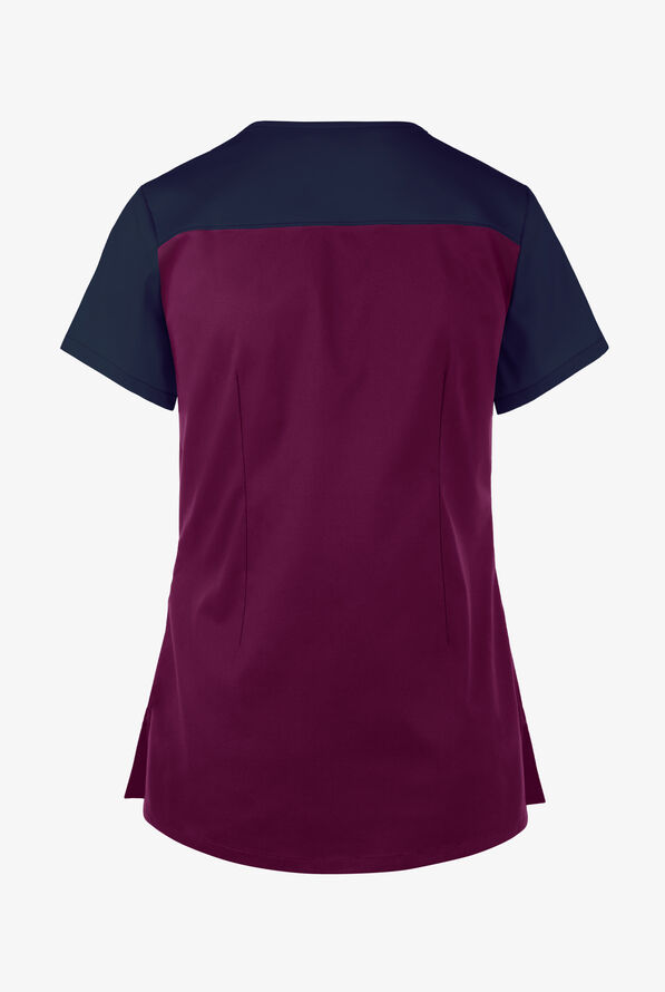 Blusa m&eacute;dica UA Butter-Soft STRETCH asim&eacute;trica con 5 bolsillos para mujer - Wine/Navy - 3