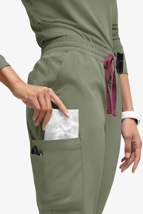 Easy STRETCH Naya Women’s Natural Waist 6-Pocket Straight Leg Scrub Pants - Petite - Olive Leaf/Wine - 2