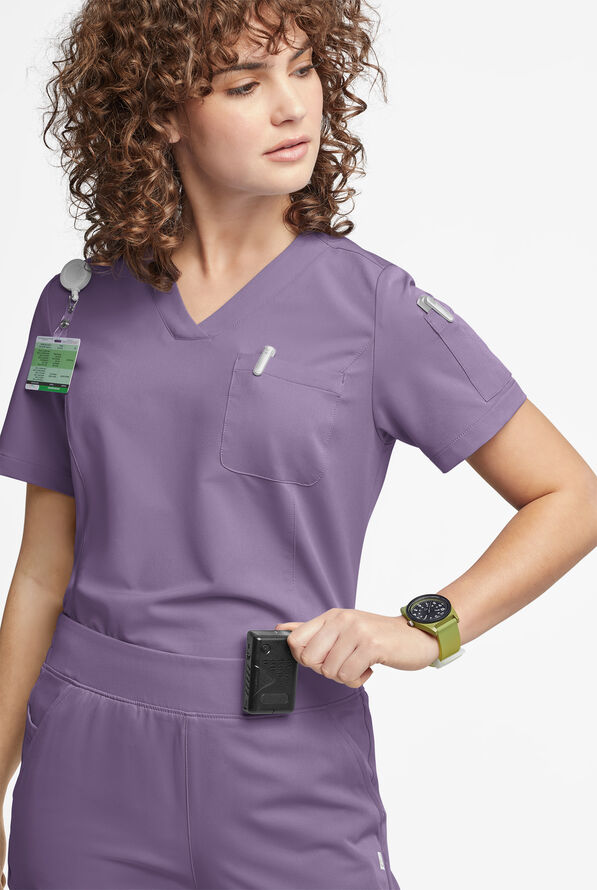 ReSurge Diamond Women's 3-Pocket V-Neck Tuck In / Wear Out Scrub Top - Purple Dusk - 3