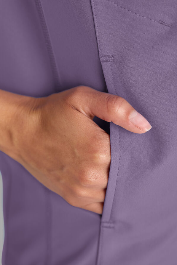 Blusa médica ReSurge Rhine de corte holgado (oversized) con 5 bolsillos para mujer - Purple Dusk - 5