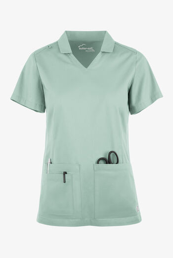 Blusa m&eacute;dica manga corta UA Butter-Soft STRETCH con 3 bolsillos y paneles de tejido para mujer