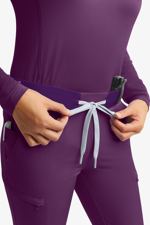 Pantal&oacute;n m&eacute;dico Butter-Soft con piernas delgadas y 7 bolsillos para mujer **Ligeramente IRREGULAR** - Eggplant - 3