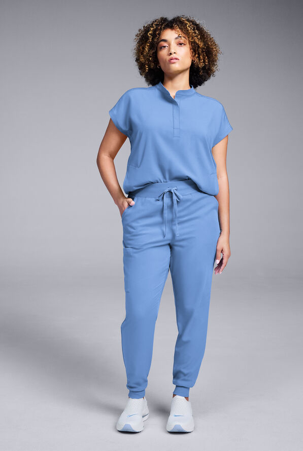 Conjunto de uniforme médico Hypothesis estilo jogger con mangas dolmán para mujer - Ceil Blue - 2