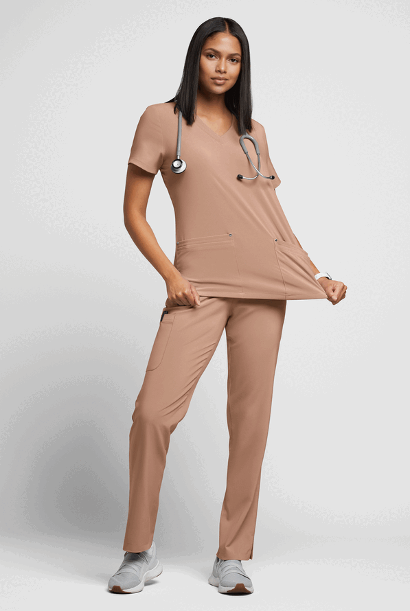 Blusa m&eacute;dica Easy STRETCH Lina con cuello en V ingleteado y 4 bolsillos para mujer - Warm Terrazzo - 4