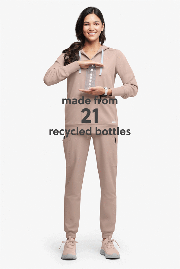 Sudadera médica con capucha ReSurge Jasper con mangas largas y 4 bolsillos para mujer - Mocha Meringue - 5