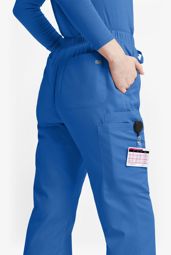 Pantalón médico Butter-Soft Originals de tiro medio con piernas acampanadas y 6 bolsillos para mujer - Royal - 3