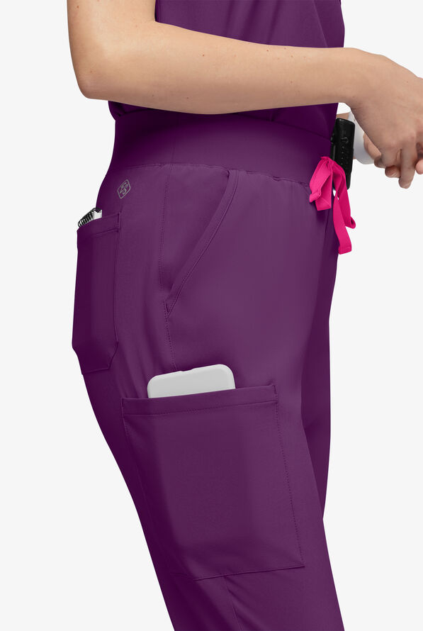 Easy STRETCH Olivia Women's 7-Pocket Slim Leg Jogger Scrub Pants - Petite - Eggplant - 2