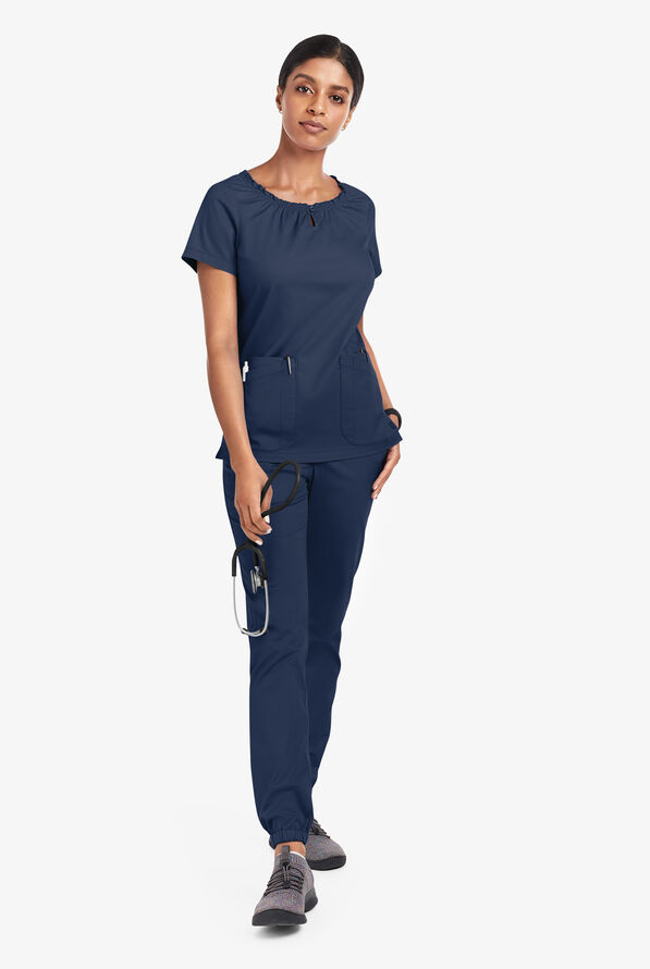 Blusa médica UA Butter-Soft STRETCH estilo campesina con mangas cortas y 6 bolsillos para mujer - Navy - 2