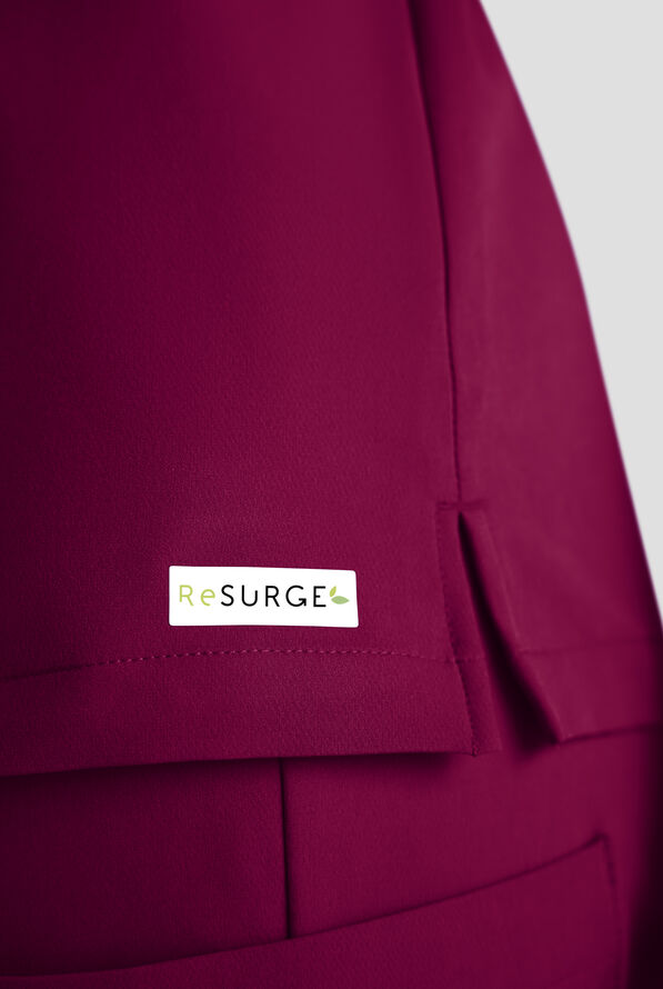 ReSurge Diamond Women's 3-Pocket V-Neck Tuck In / Wear Out Scrub Top - Wine - 3