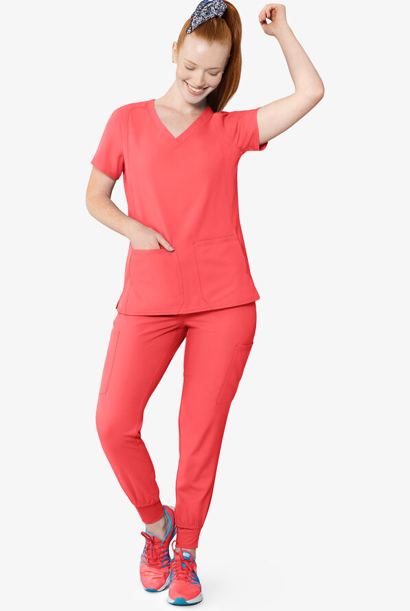 Blusa médica Med Couture Insight con cuello en V y 4 bolsillos para mujer - Coral - 2