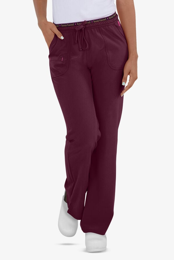 Pantal&oacute;n m&eacute;dico heartsoul Break On Through STRETCH Heart Breaker petite de tiro bajo con cord&oacute;n y 4 bolsillos para mujer - Wine - 1
