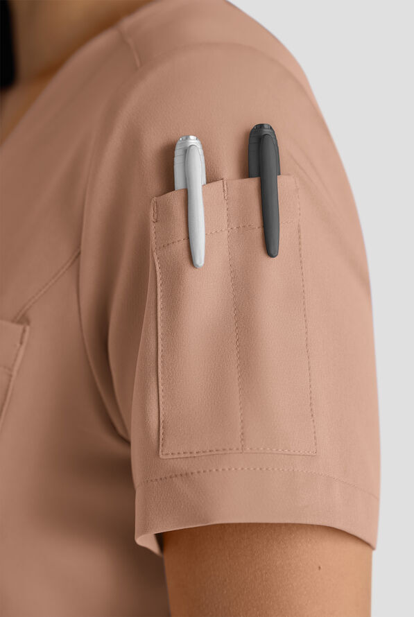 Blusa m&eacute;dica ReSurge Diamond con cuello en V y 3 bolsillos para mujer - Warm Terrazzo - 5