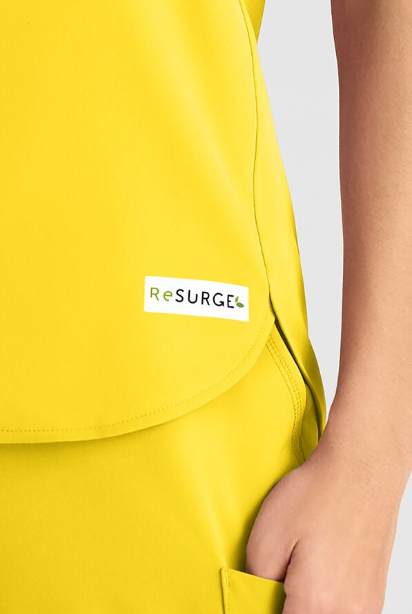 ReSurge Citrine Women's 1-Pocket Crew Neck Tuck In / Wear Out Scrub Top - Vibrant Yellow - 6