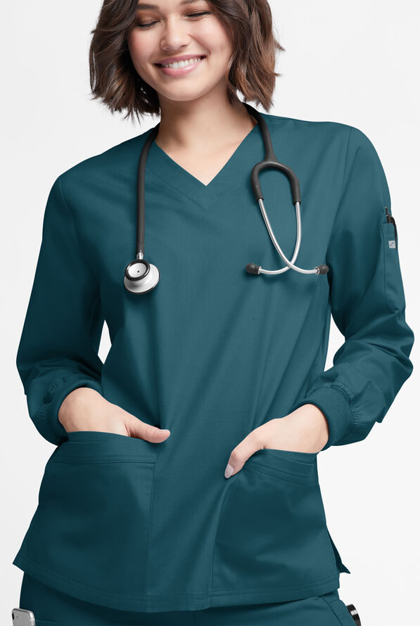 Blusa médica manga larga Butter-Soft Originals con cuello en V curvo y 7 bolsillos para mujer - Caribbean Blue - 2