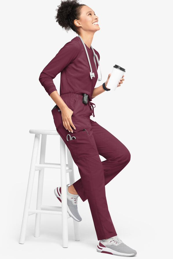 Butter-Soft Originals Women's 7-Pocket Mid Rise Straight Leg Cargo Scrub Pants - Petite - Wine - 4