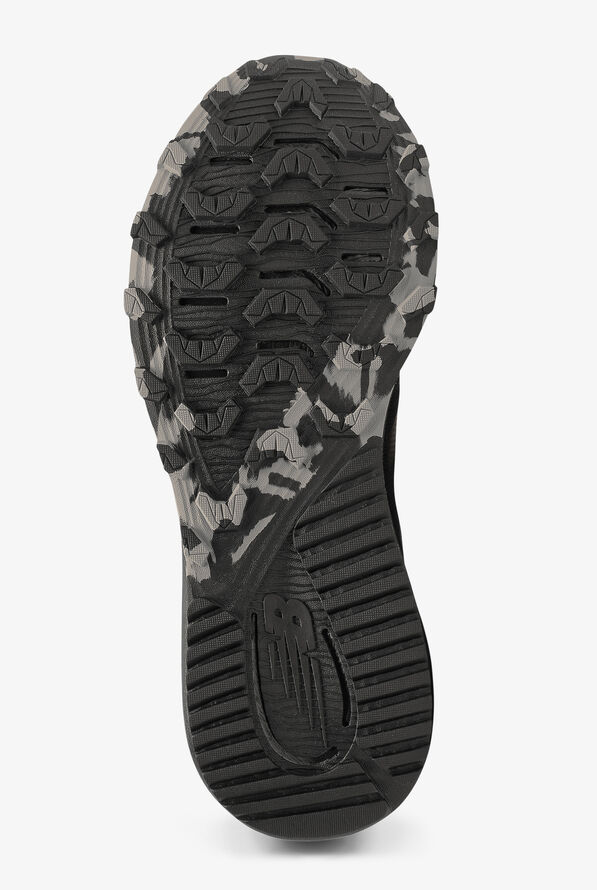 New Balance Men's Nitrel v4 Black Athletic Lace Up Shoes - null - 6