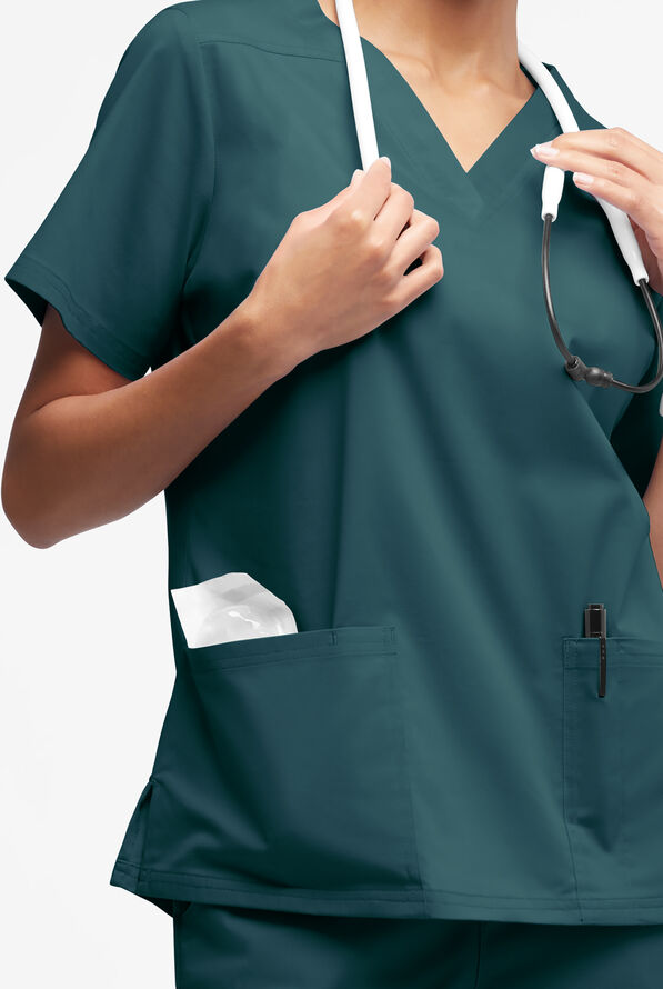 Blusa m&eacute;dica Butter-Soft STRETCH con cuello en V y 4 bolsillos para mujer - Caribbean Blue - 2