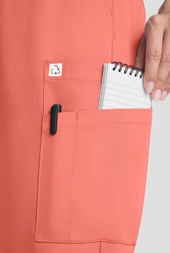 Pantal&oacute;n m&eacute;dico ReSurge Topaz con cord&oacute;n ajustable y 11 bolsillos para mujer - Chilled Guava - 5
