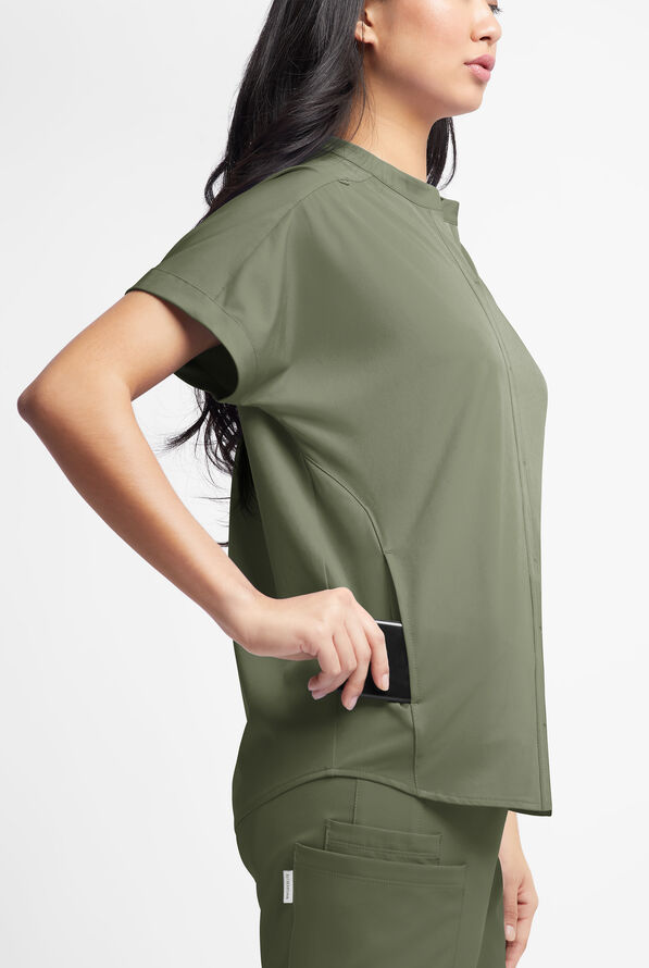 WhisperLite Women’s Aerin 3-Pocket Oversized Dolman Sleeve Scrub Top - Olive Leaf - 2