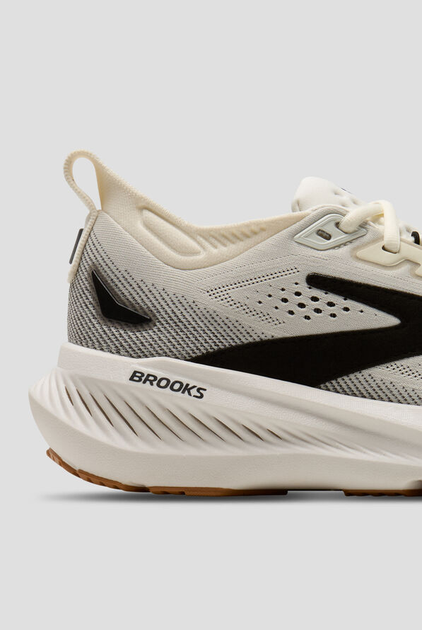 Brooks Women's Glycerin 23 White/Black/Biscuit Athletic Lace Up Shoes - null - 4