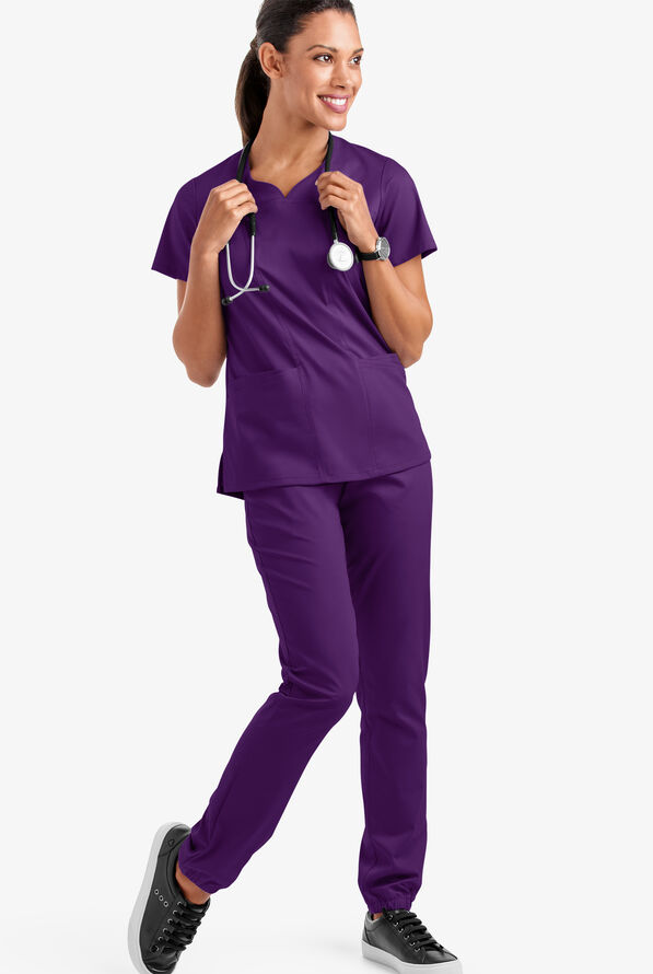 Blusa médica UA Butter-Soft STRETCH con escote corazón y 4 bolsillos para mujer - Eggplant - 2