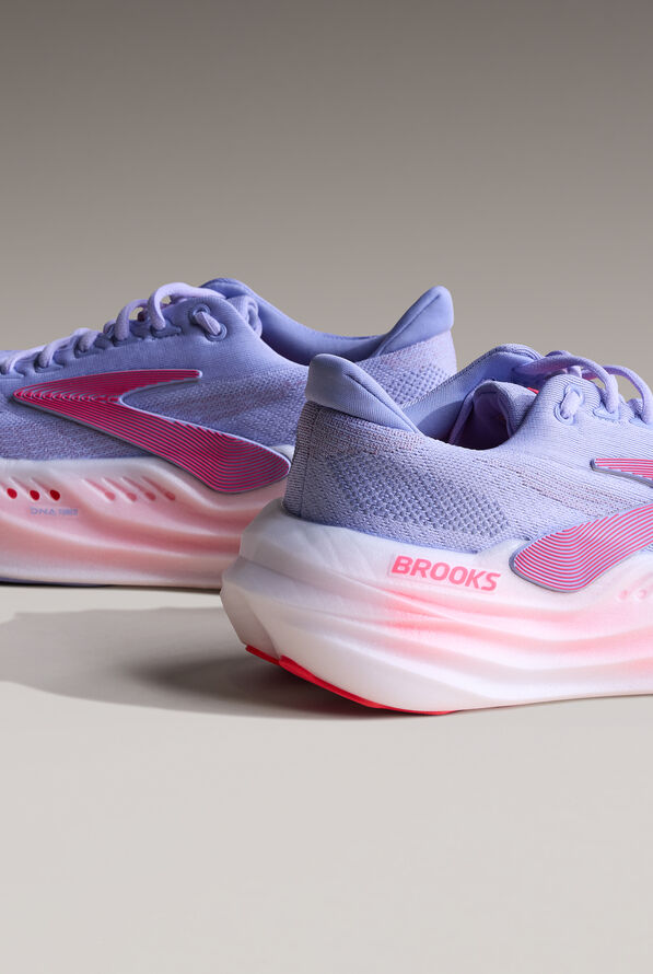 Brooks Women's Glycerin Max Blue Heron/Diva Pink/White Athletic Lace Up Nursing Shoes - null - 8