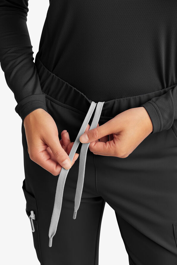 Butter-Soft Women's 13-Pocket Cargo Scrub Pants **Slightly IRREGULAR**&nbsp; - Petite - Black - 3