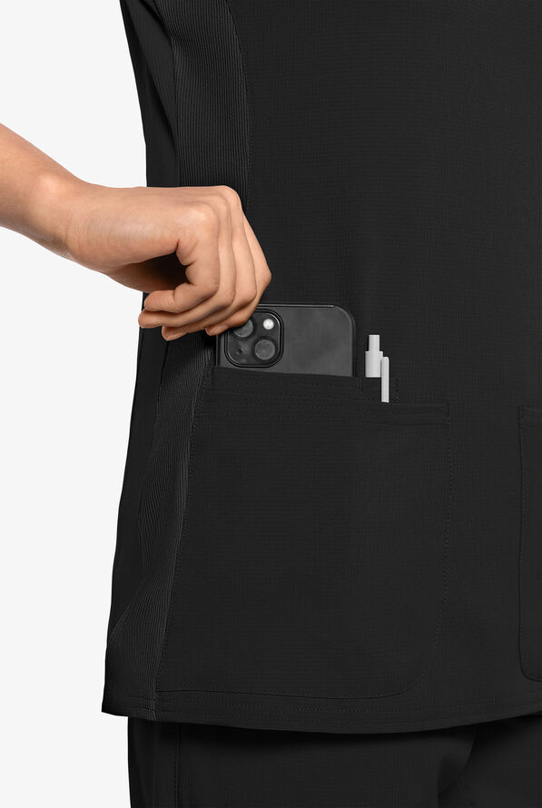 Med Couture Amp Women's 3-Pocket STRETCH V-Neck Scrub Top - Black - 2