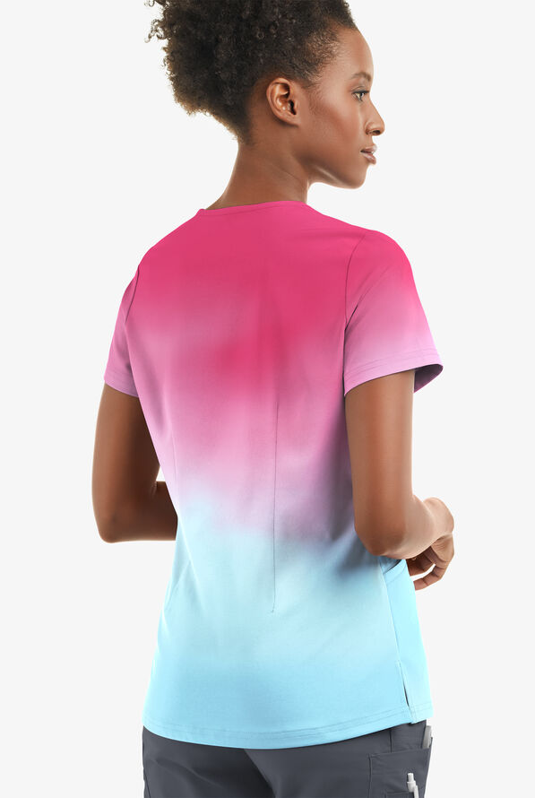 Blusa médica estampada UA Butter-Soft STRETCH Evening Sky Ombre View con cuello en V y 2 bolsillos de ojal en ángulo para mujer - null - 2