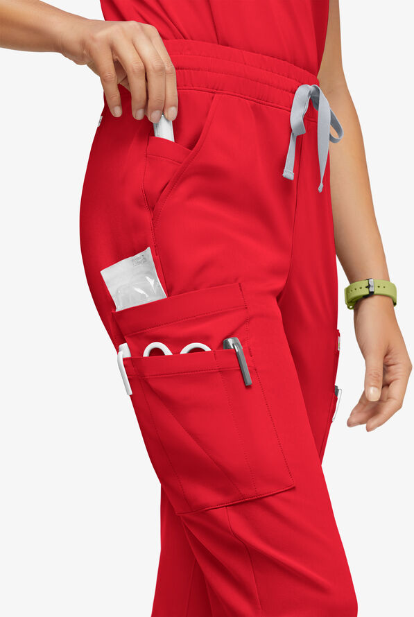 Pantalón médico ReSurge Topaz con cordón ajustable y 11 bolsillos para mujer - Atomic Red - 3