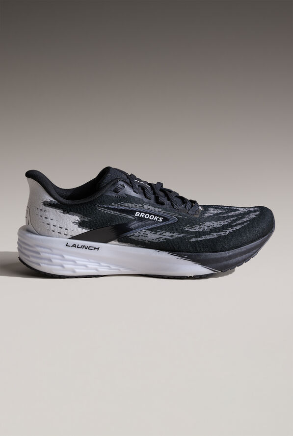 Brooks Men's Launch 11 Black/White Athletic Lace Up Shoes - null - 6
