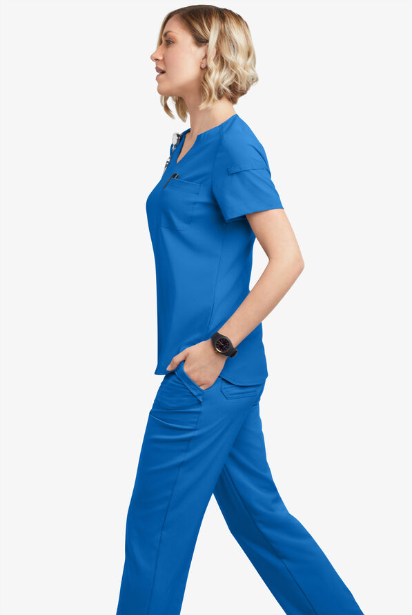 Blusa m&eacute;dica Easy STRETCH Nikki con cuello festoneado y 1 bolsillo para mujer - Royal - 5