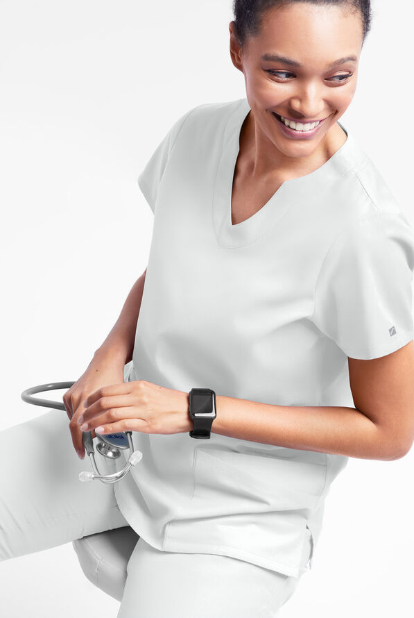 Butter-Soft Originals Women's 6-Pocket Scallop Neck Scrub Top - White - 4