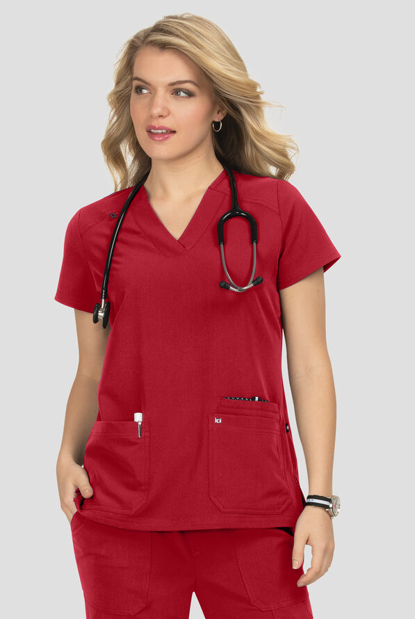 Blusa m&eacute;dica Koi Next Gen Hustle and Hear con cuello en V y 3 bolsillos para mujer - Ruby - 2