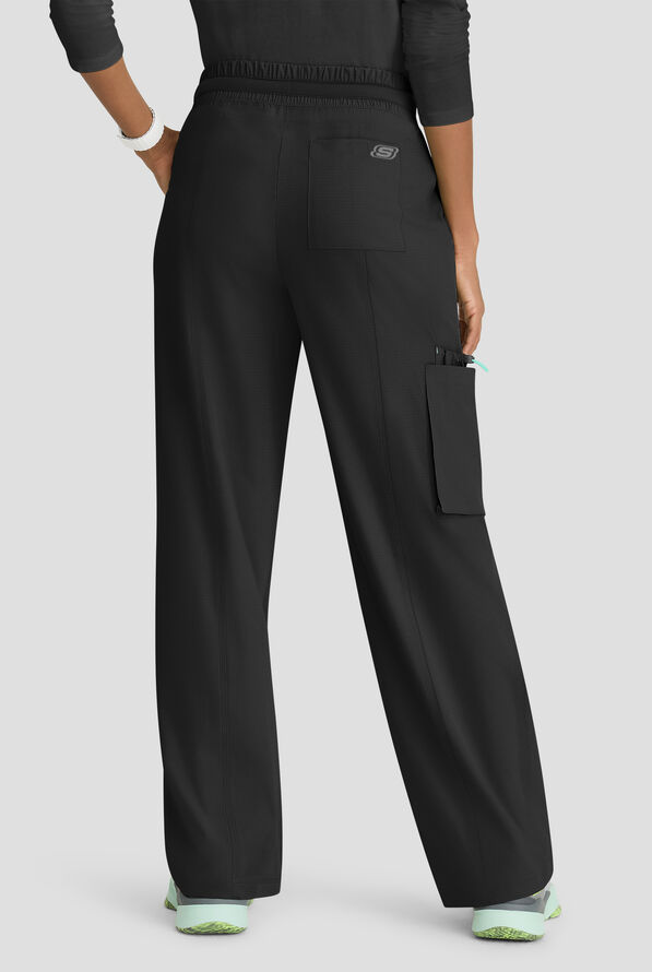 Pantal&oacute;n m&eacute;dico Skechers by Barco MotionTech Scout STRETCH estilo cargo con piernas anchas y 5 bolsillos para mujer - Black - 3