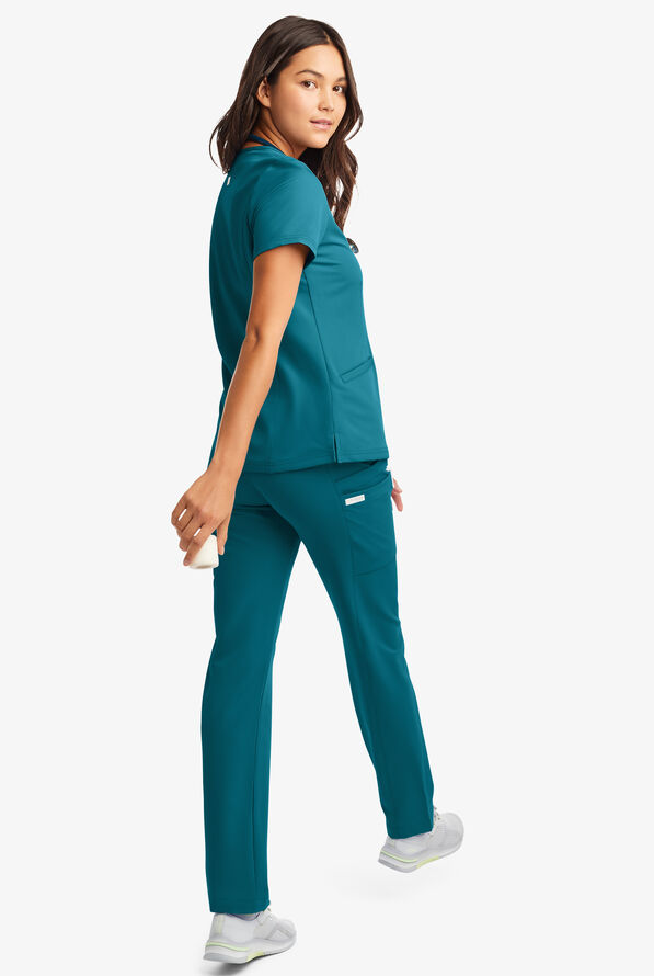 Pantal&oacute;n m&eacute;dico ReSurge by Butter-Soft Petite estilo yoga con 6 bolsillos para mujer **Ligeramente IRREGULAR** - Caribbean Blue - 7
