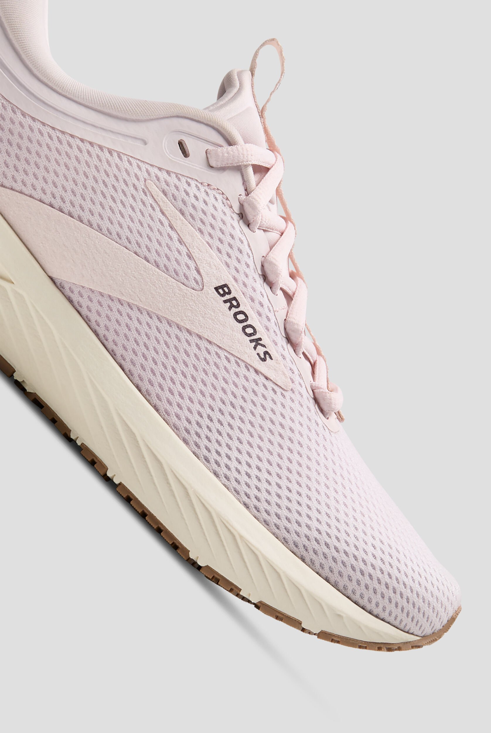 Brooks Women's Revel 7 Orchid Ice /Thistle /Portabella Athletic