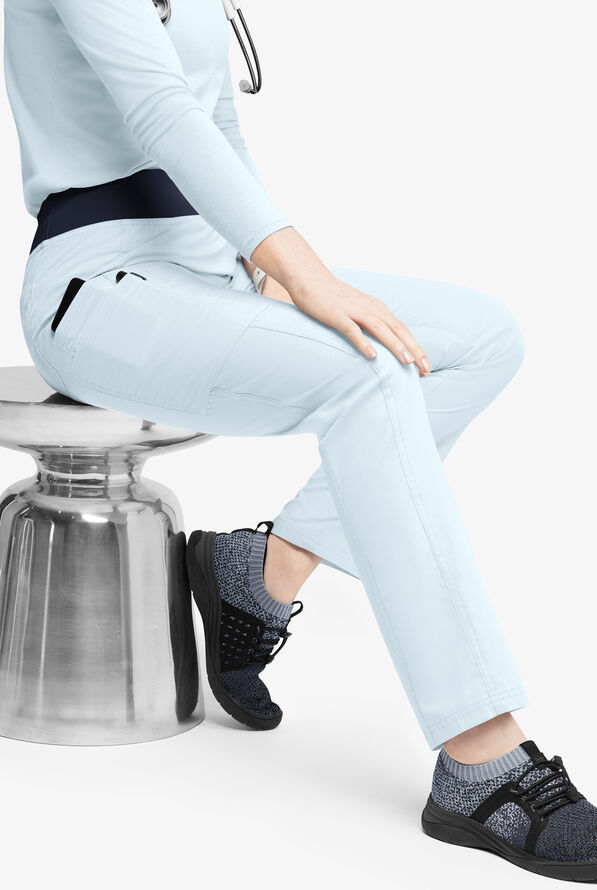 Pantal&oacute;n m&eacute;dico Butter-Soft Originals de tiro medio estilo yoga con piernas entalladas y 5 bolsillos para mujer - Morning Dew/Navy - 4