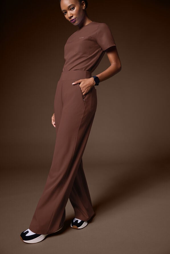 Pantal&oacute;n m&eacute;dico Hypothesis Y-Band estilo yoga con piernas anchas y 6 bolsillos para mujer - Bitter Chocolate - 6