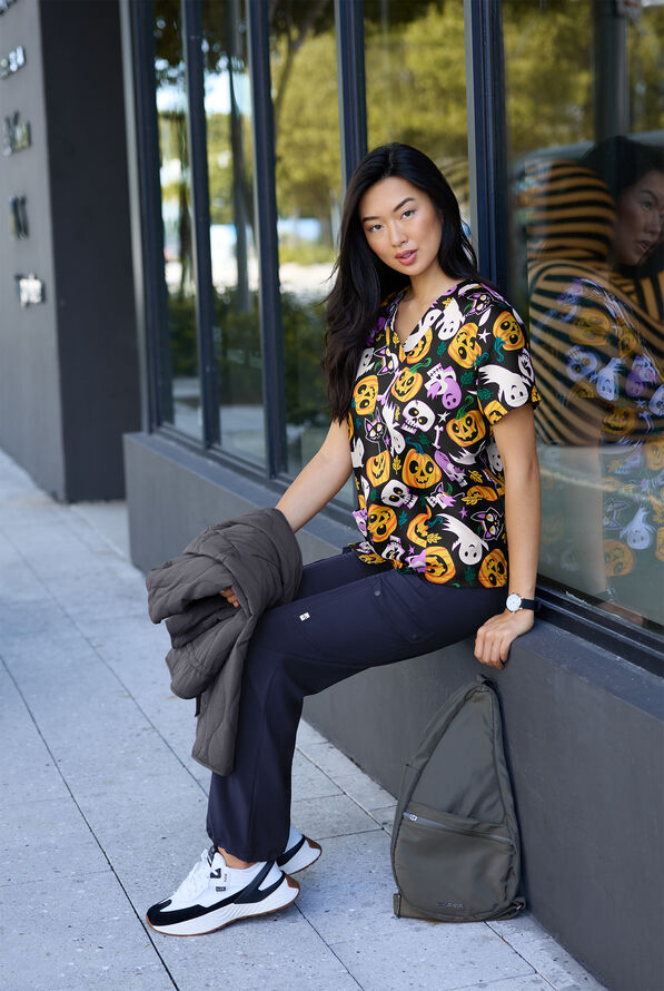 Butter-Soft Originals Boo Hoo Women's 2-Pocket V-Neck Print Scrub Top - null - 3