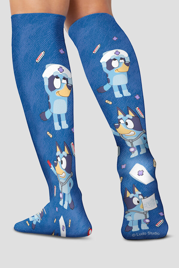 Tooniforms Calling Doctor Bluey Women's 8-15 mmHg Light Compression Socks - null - 2