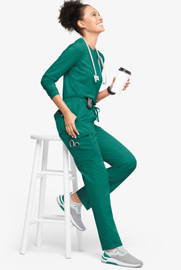 Butter-Soft Originals Women's 7-Pocket Mid Rise Straight Leg Cargo Scrub Pants - Petite - Hunter - 4