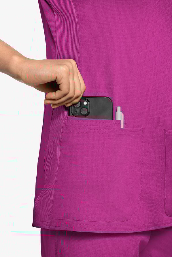Blusa m&eacute;dica Med Couture Amp STRETCH con cuello en V y 3 bolsillos para mujer - Plum Royale - 2