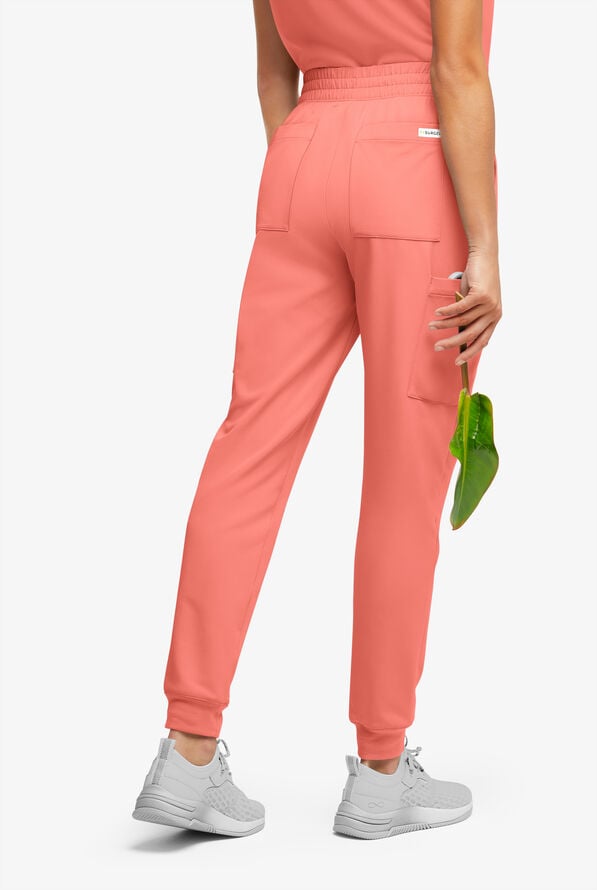 Pantal&oacute;n m&eacute;dico ReSurge Amber estilo jogger con piernas pitillo y 7 bolsillos para mujer - Chilled Guava - 4
