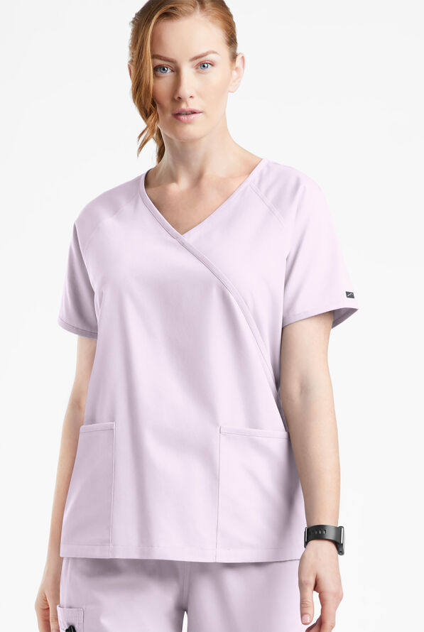 Blusa médica Butter-Soft Originals estilo cruzado con 3 bolsillos para mujer - Orchid Petal - 2