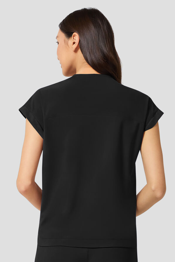 Blusa m&eacute;dica Infinity Pursuit STRETCH con cuello en V de punto acanalado y 1 bolsillo para mujer - Black - 4