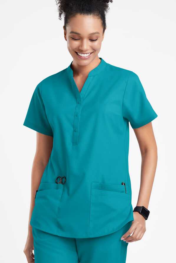 Blusa médica Butter-Soft Originals con cuello mao y 6 bolsillos para mujer - Teal - 2