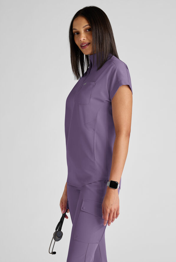 Blusa médica ReSurge Rhine de corte holgado (oversized) con 5 bolsillos para mujer - Purple Dusk - 2