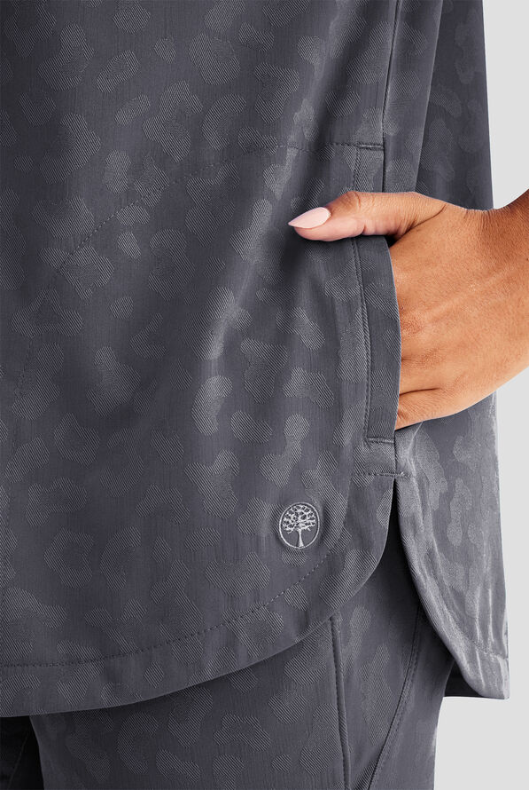 Healing Hands Purple Label Jayden Women's 2-Pocket STRETCH Leopard Jacquard Dolman Sleeve Scrub Top - Pewter - 5